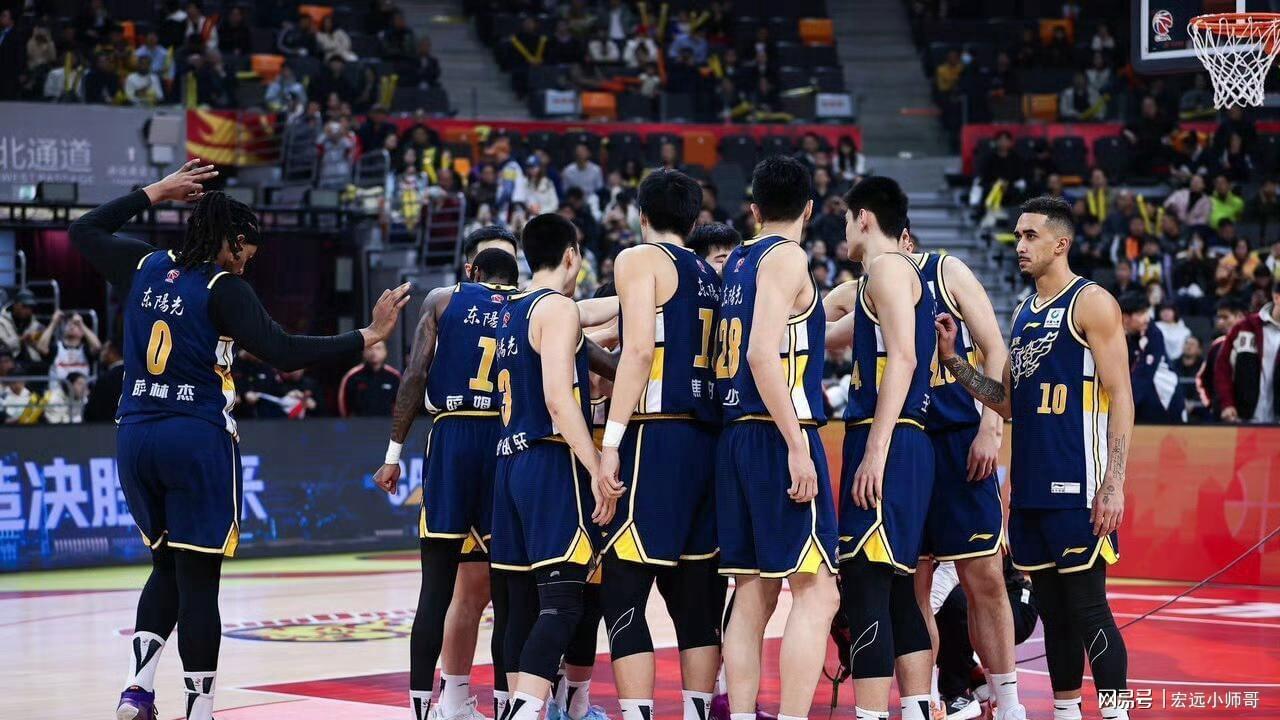 kaiyun-CBA最新排名榜：上海傲视群雄，广厦广东紧随其后，辽宁掉出前八