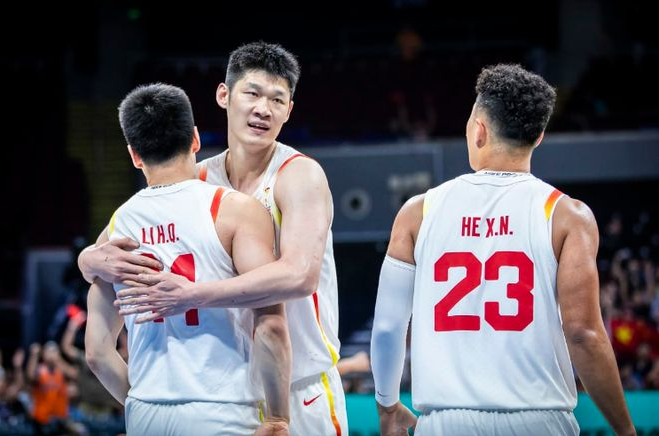 开云平台-中国男篮官宣4场热身赛：6月初两战俱乐部 下旬连战澳大利亚荷兰